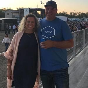 Meet your Posher, Lindy